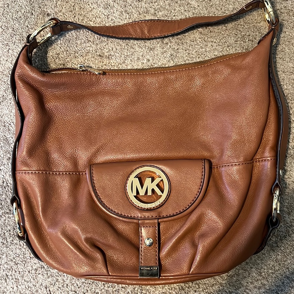 Michael Kors leather purse